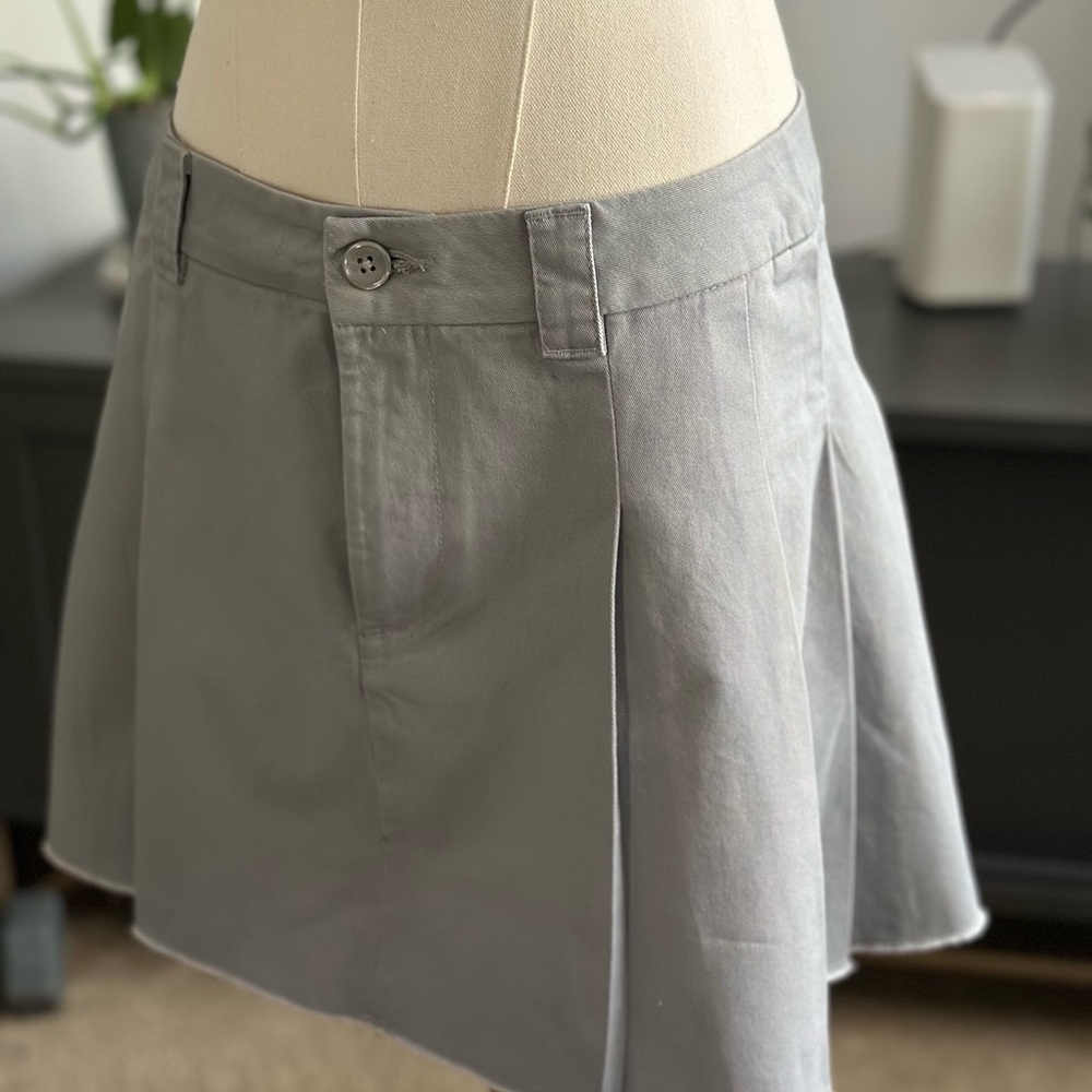 Divided Gray Pleated Skater Mini Skirt for Casual Wear